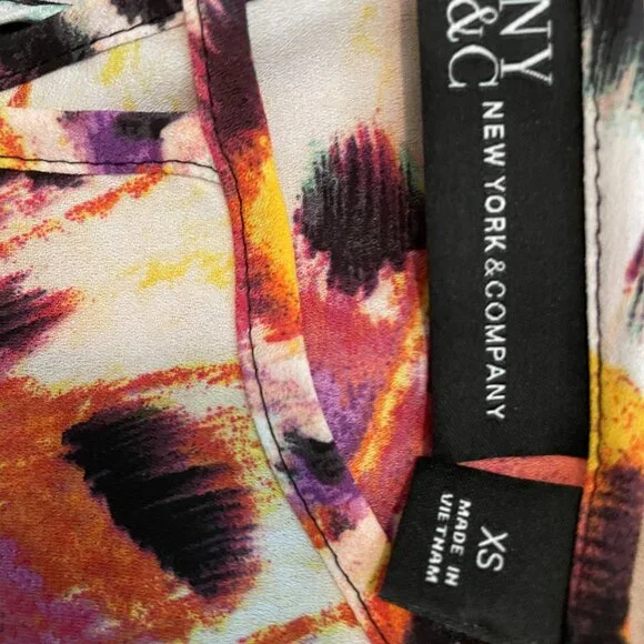 New York & Co, XS, Butterfly Outfit, Cropped Wide leg pants & Cold Shoulder top - Picture 13 of 13